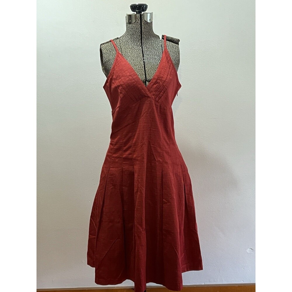 Ben Sherman Red Fit & Flare Dress V-Neck Strappy Sleeveless Knee Zip S